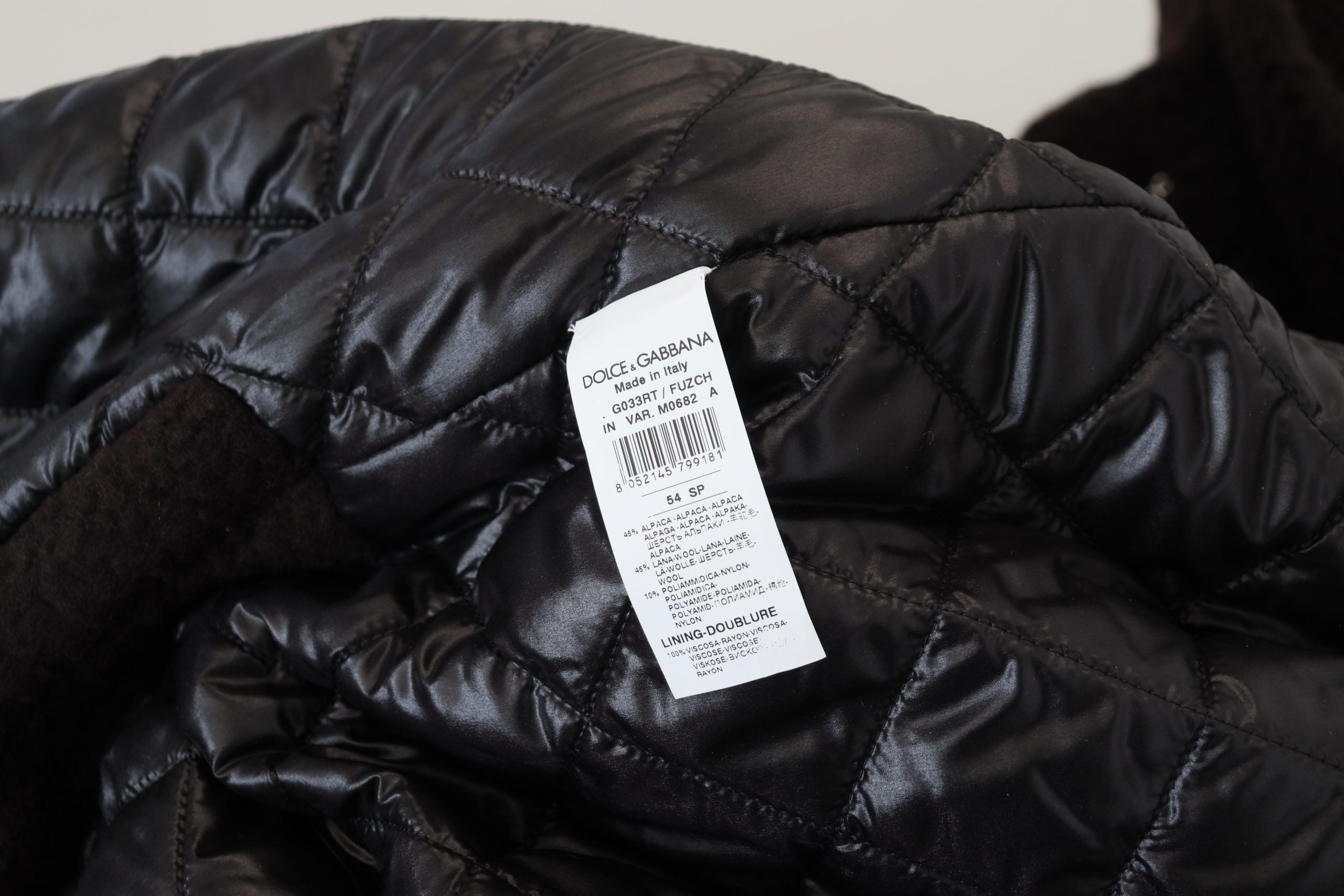 Schwarzer Alpaka Trenchcoat mit Knopfleiste