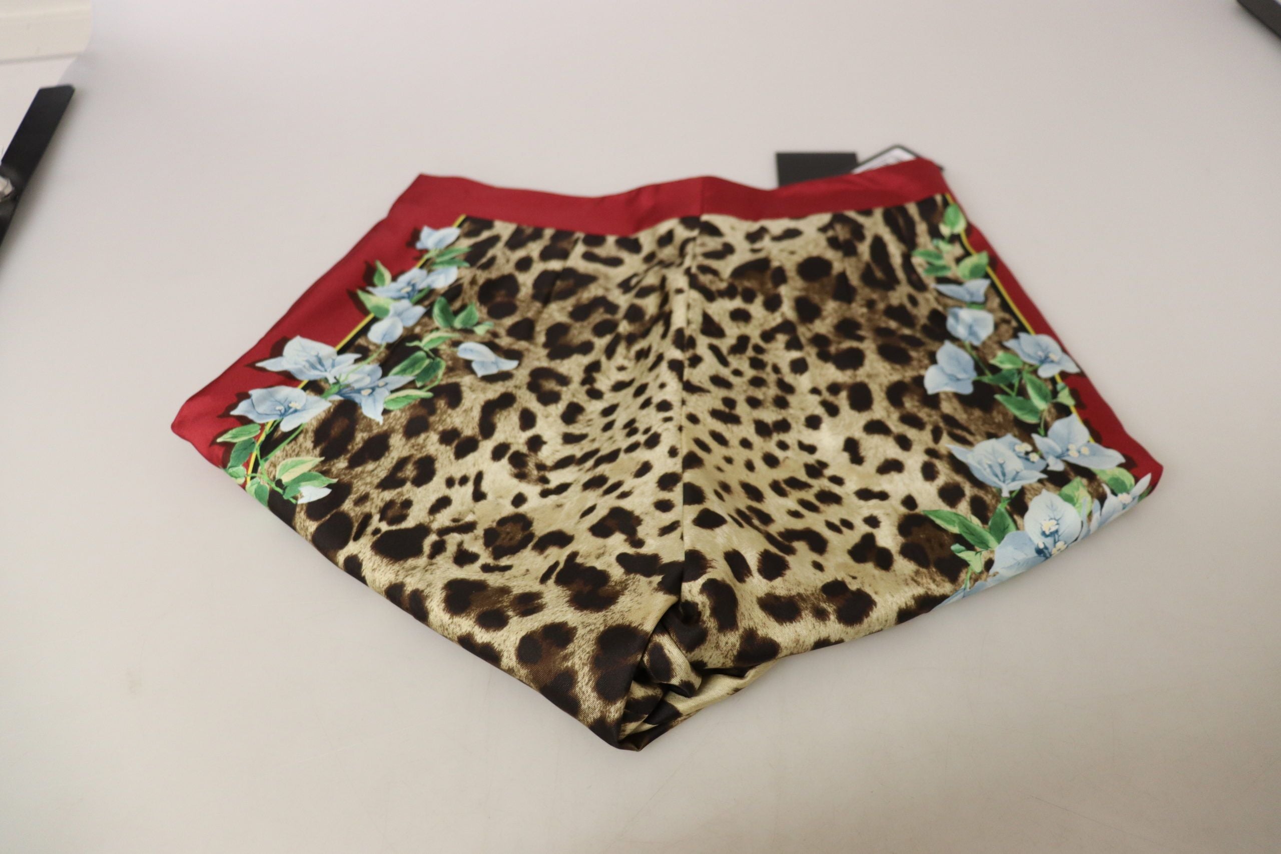Mehrfarbige Leopard Flora bedruckte Hose mit mittlerer Bundhöhe