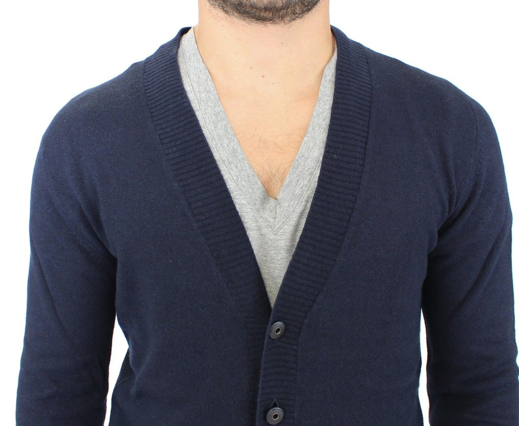 Blauer Strickpullover aus Wolle und Kaschmir