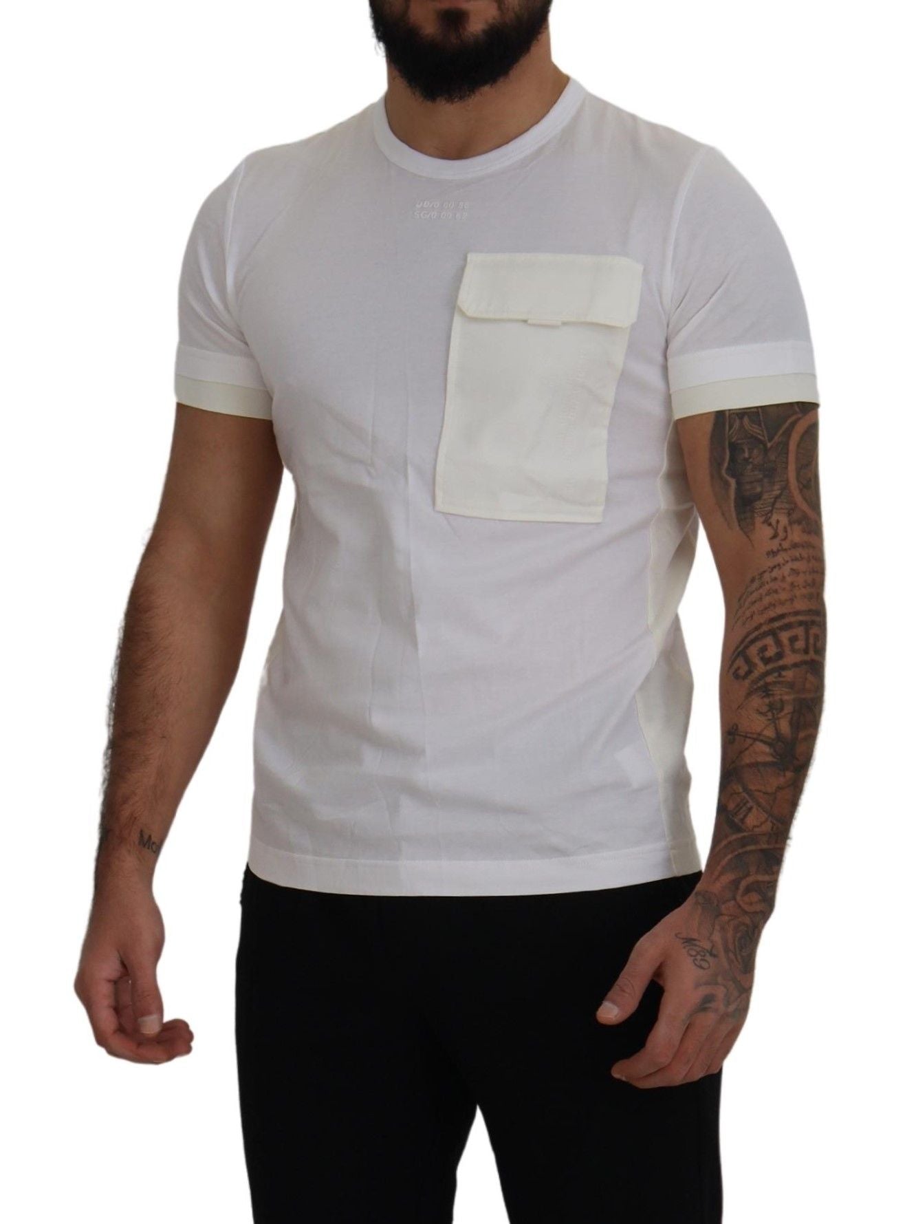 Weißes Kurzarm-T-Shirt mit Pattentasche
