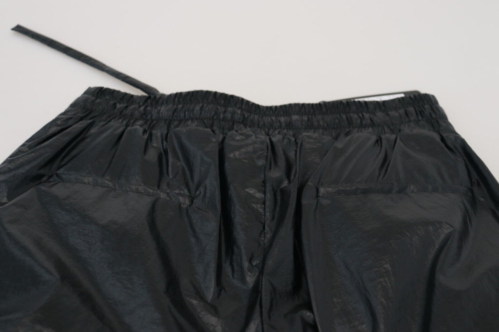 Schwarze, glänzende Nylonhose mit Kordelzug