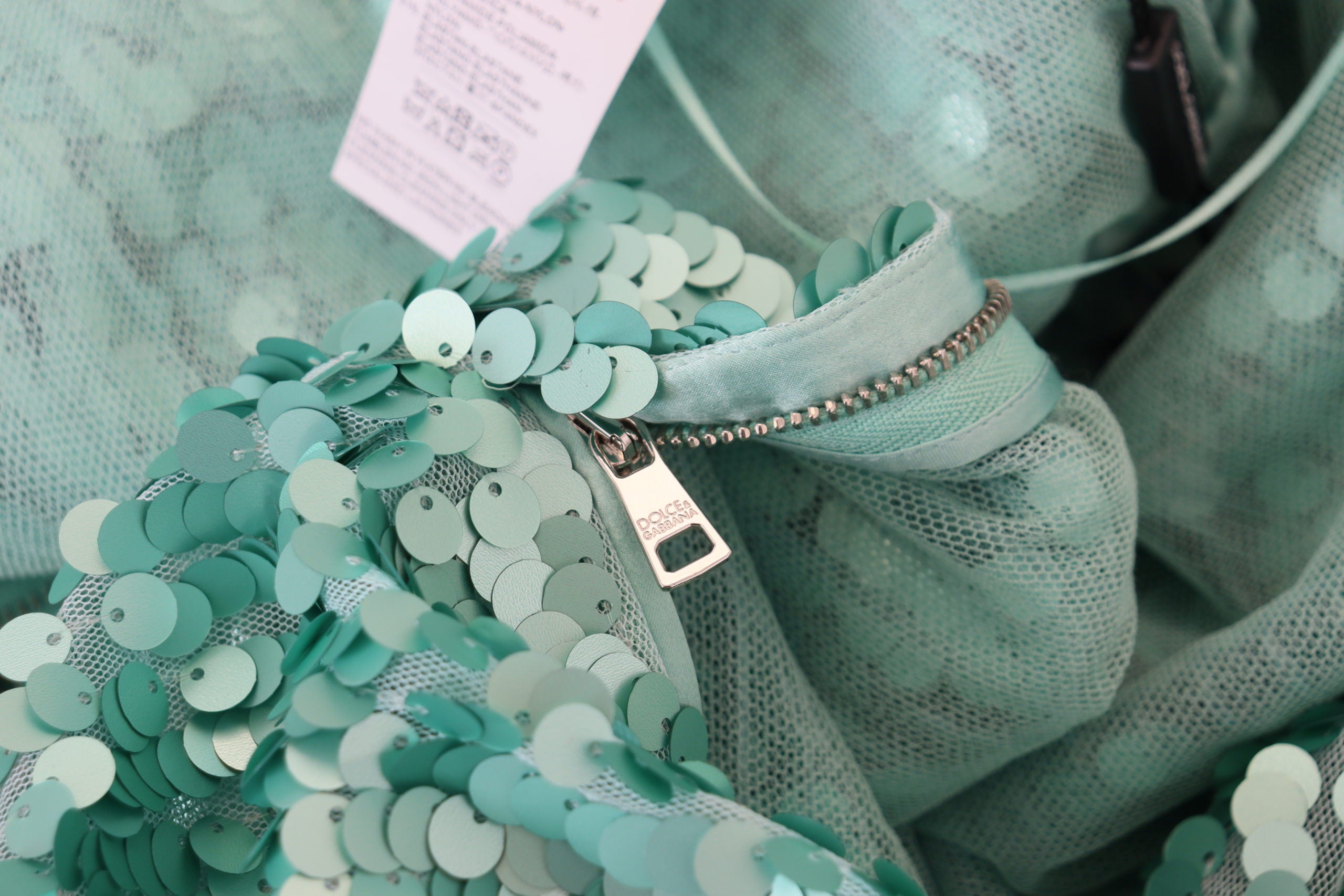Blaues paillettenbesetztes plissiertes A-Linien-Midikleid aus Nylon
