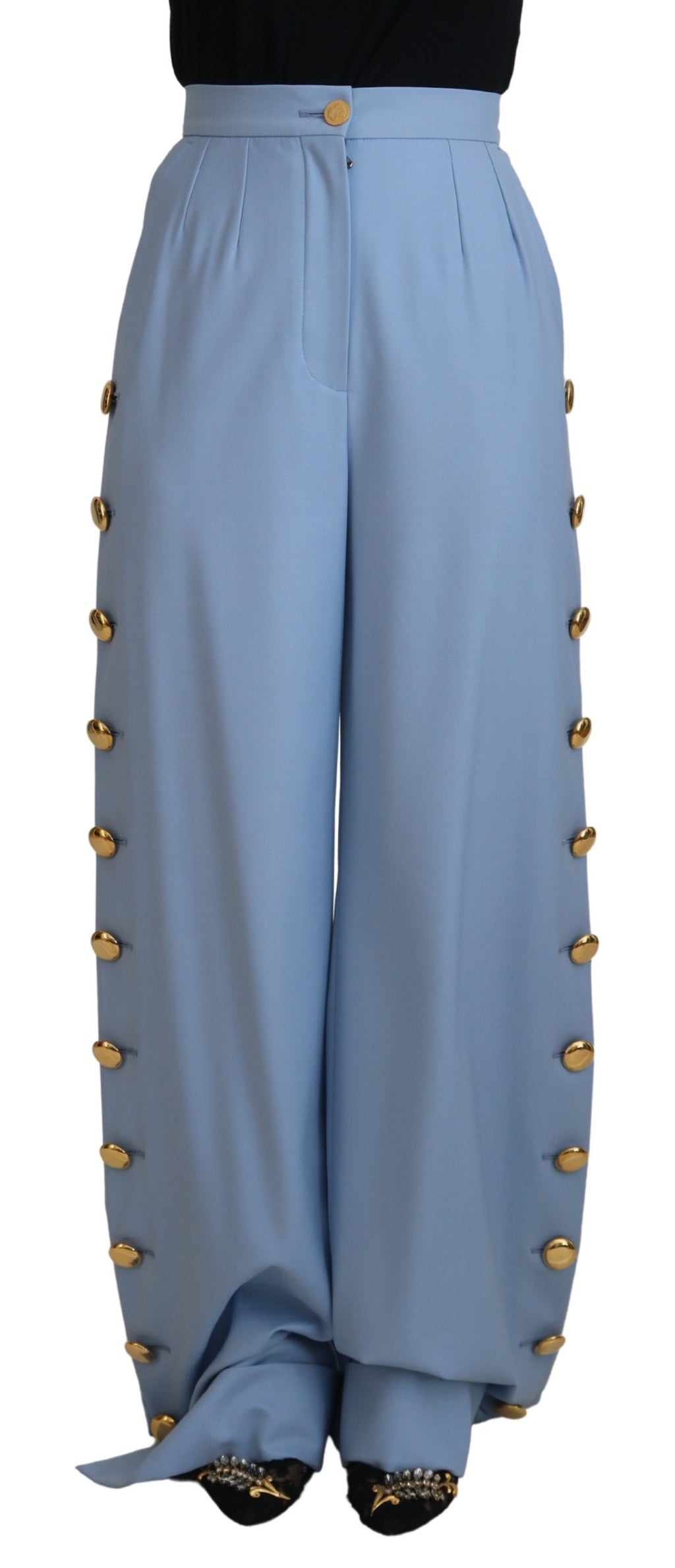 Hellblaue Hose mit weitem Bein