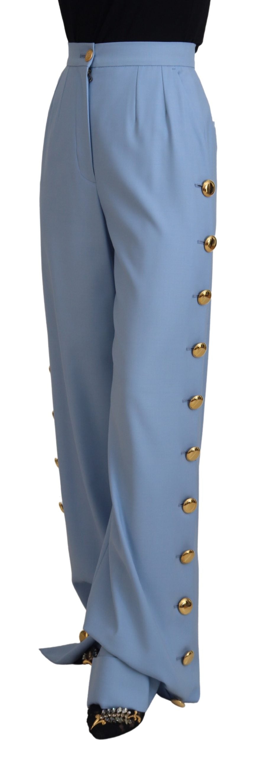 Hellblaue Hose mit weitem Bein