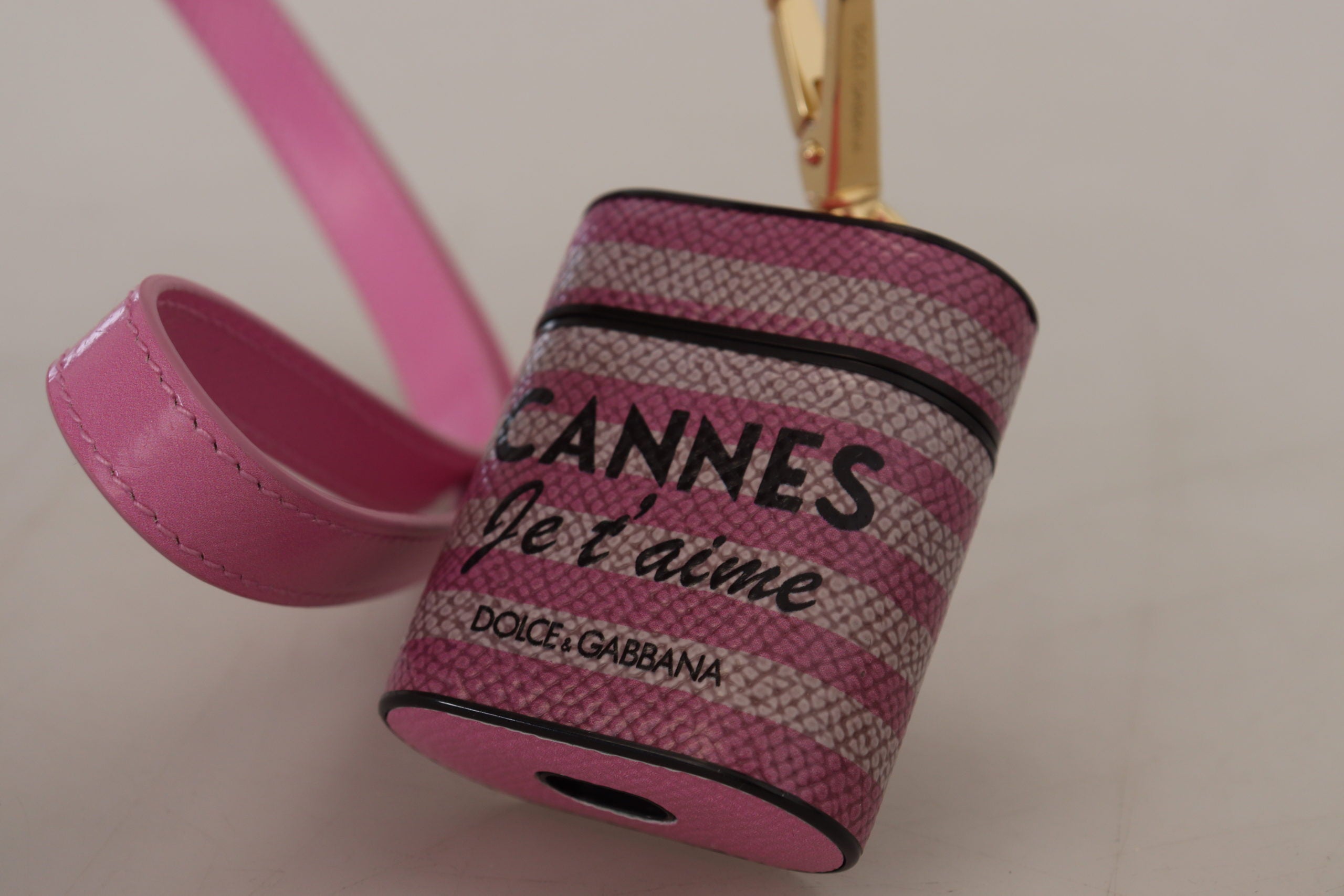 Pink Black Lederarmband Gold Metall Logo Airpods Case