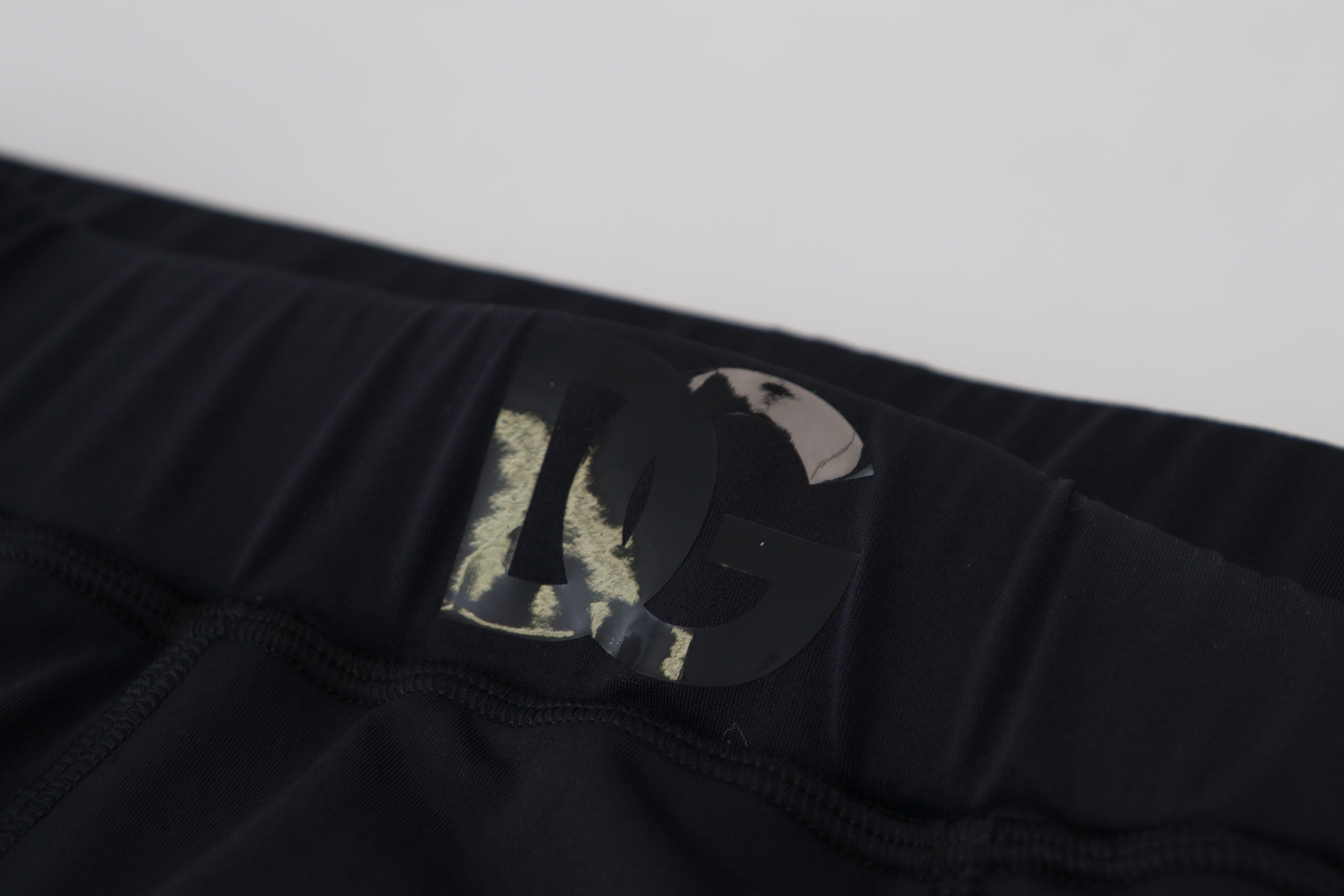Schwarze Stretchhose aus Nylon im Slim Fit