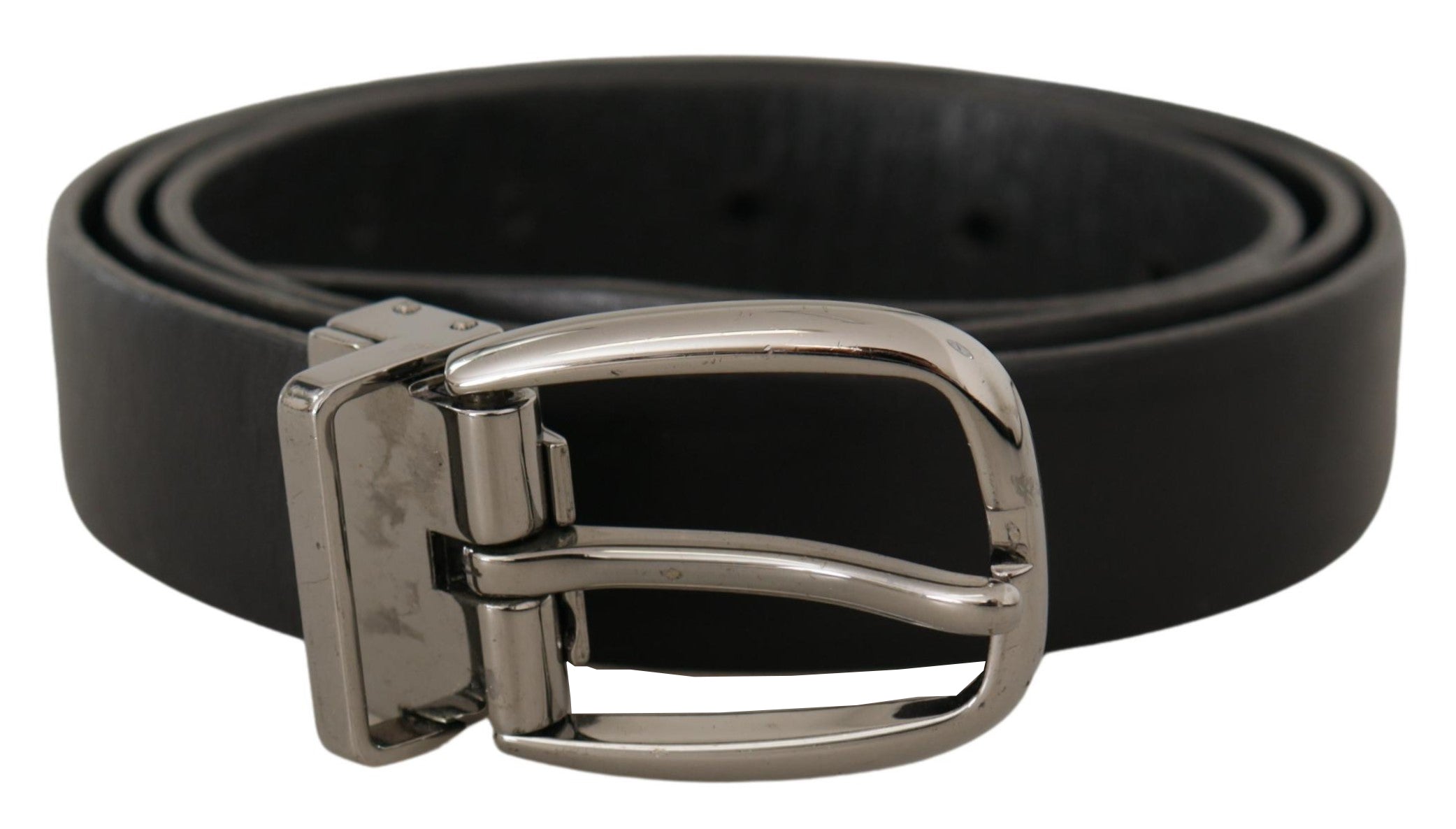 Gürtel aus schwarzem Leder mit Chromlogo und Metallschnalle