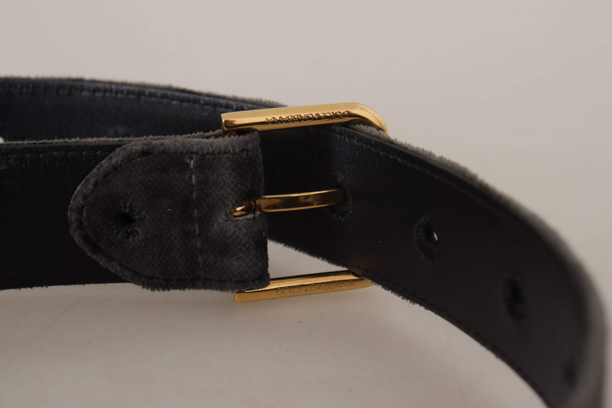 Brauner Samt Goldfarbene Schnalle Gürtel mit Logo aus Metall
