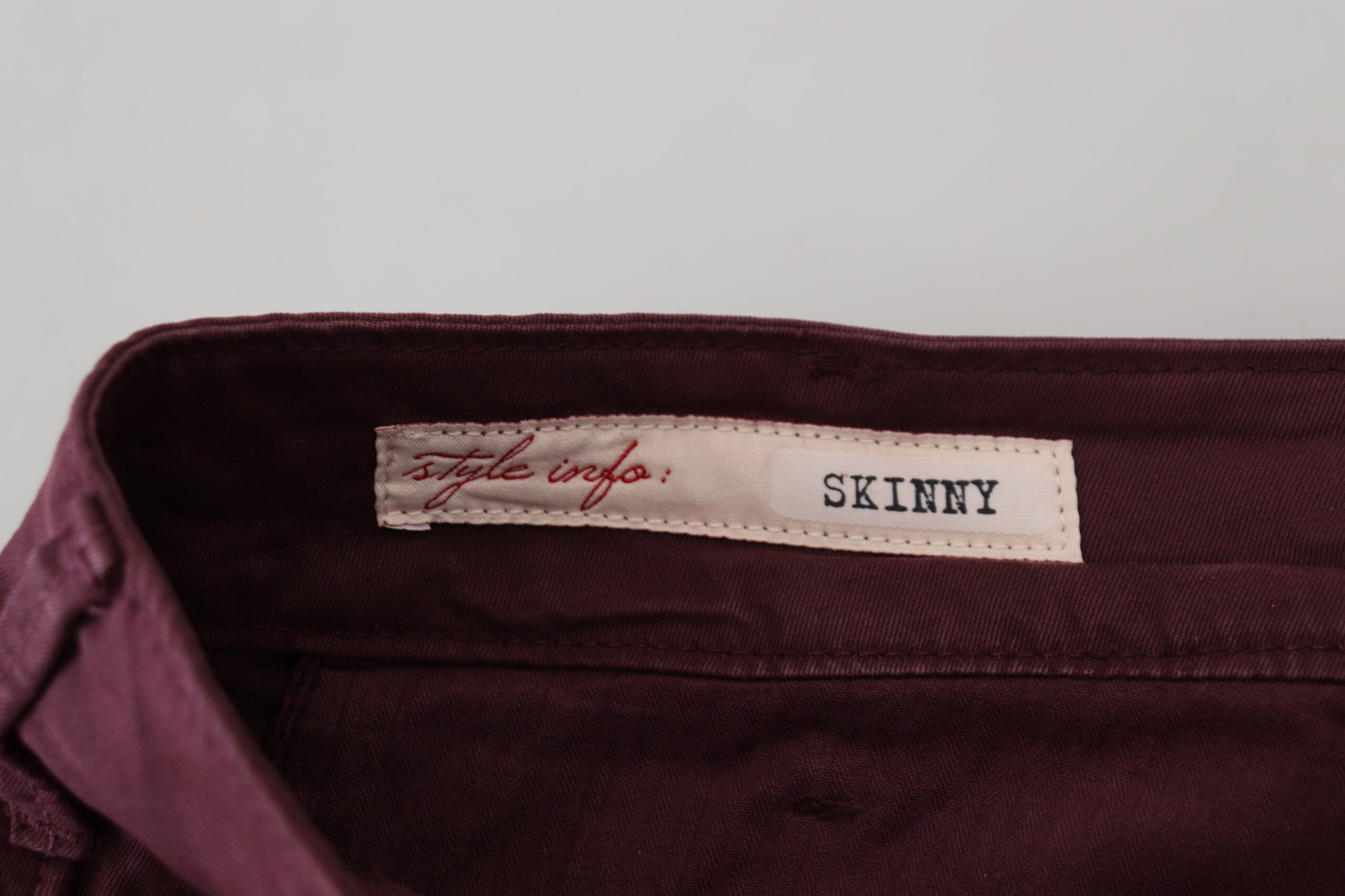 Bordeauxrote Stretch-Baumwoll-Skinny-Freizeithose für Herren