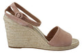 Sandaletten aus rosa Wildleder mit Fesselriemchen