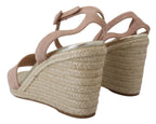 Sandaletten aus rosa Wildleder mit Fesselriemchen