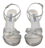 Silberne Leder-Sandalen Knöchelriemen Stiletto-Absatz