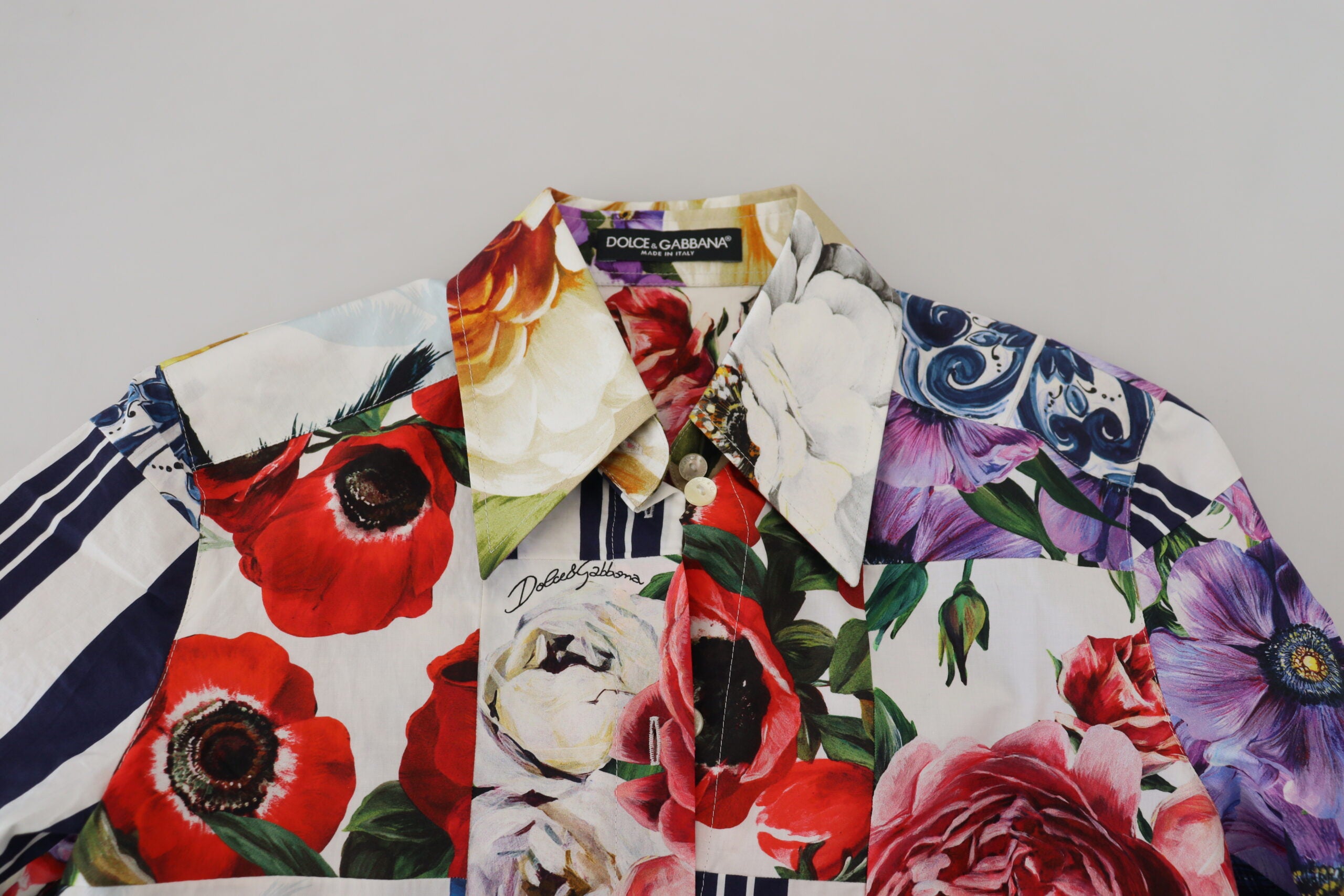 Mehrfarbige Bluse aus Baumwolle mit Blumenmuster und Kragen