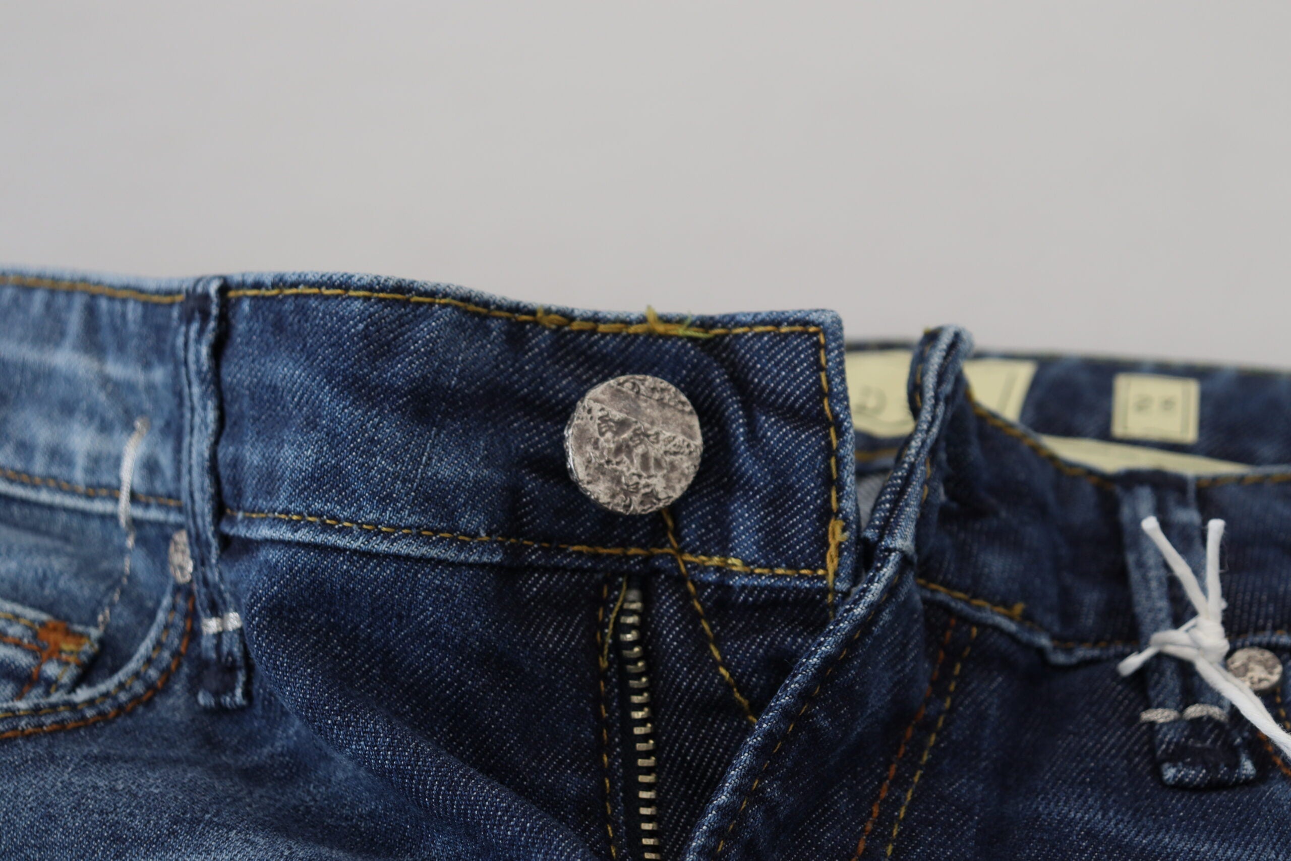 Blue Washed Cotton Slim Fit Women's Denim Jeans