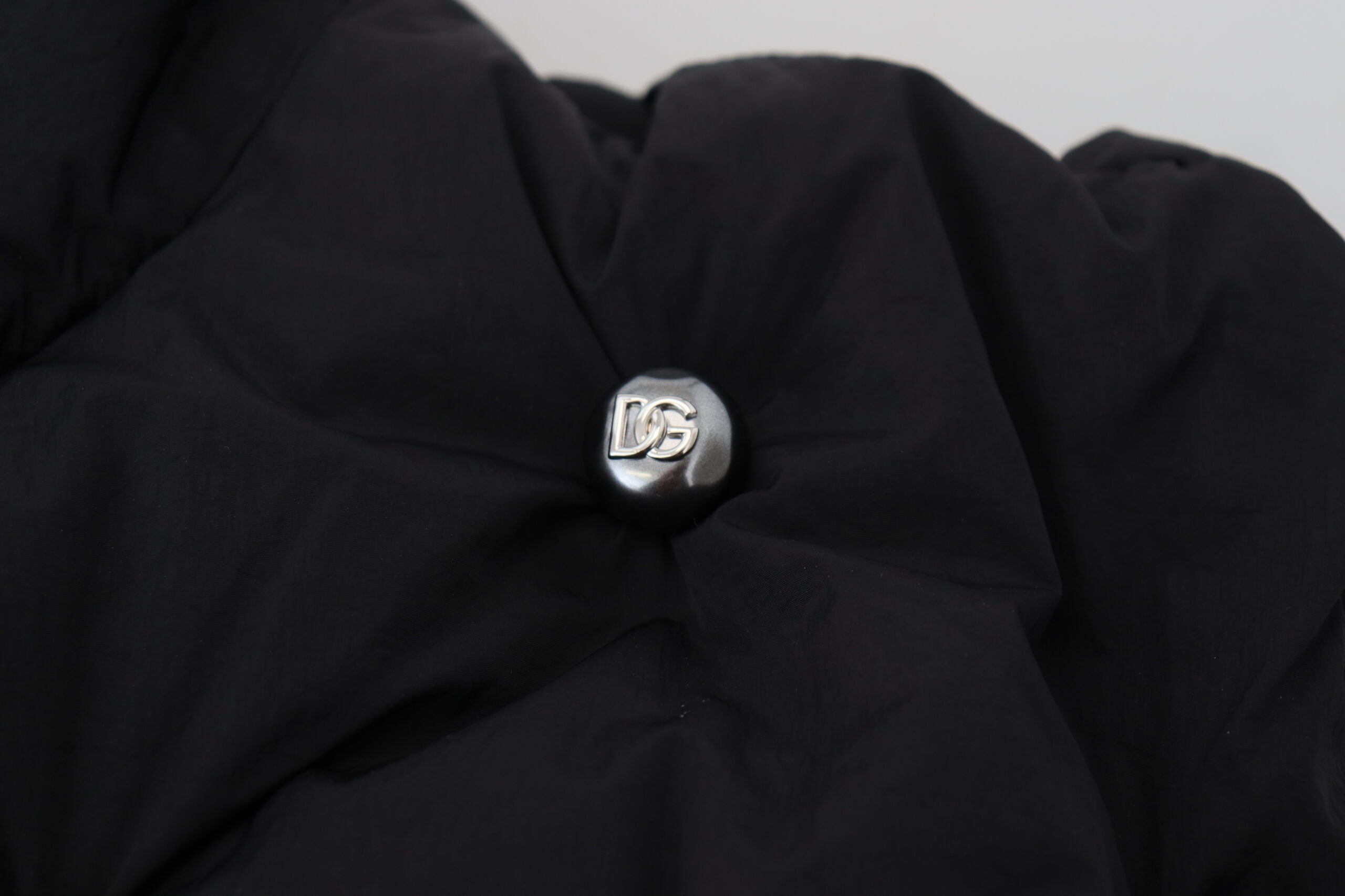 Schwarze ärmellose DG Metallverzierung Jacke
