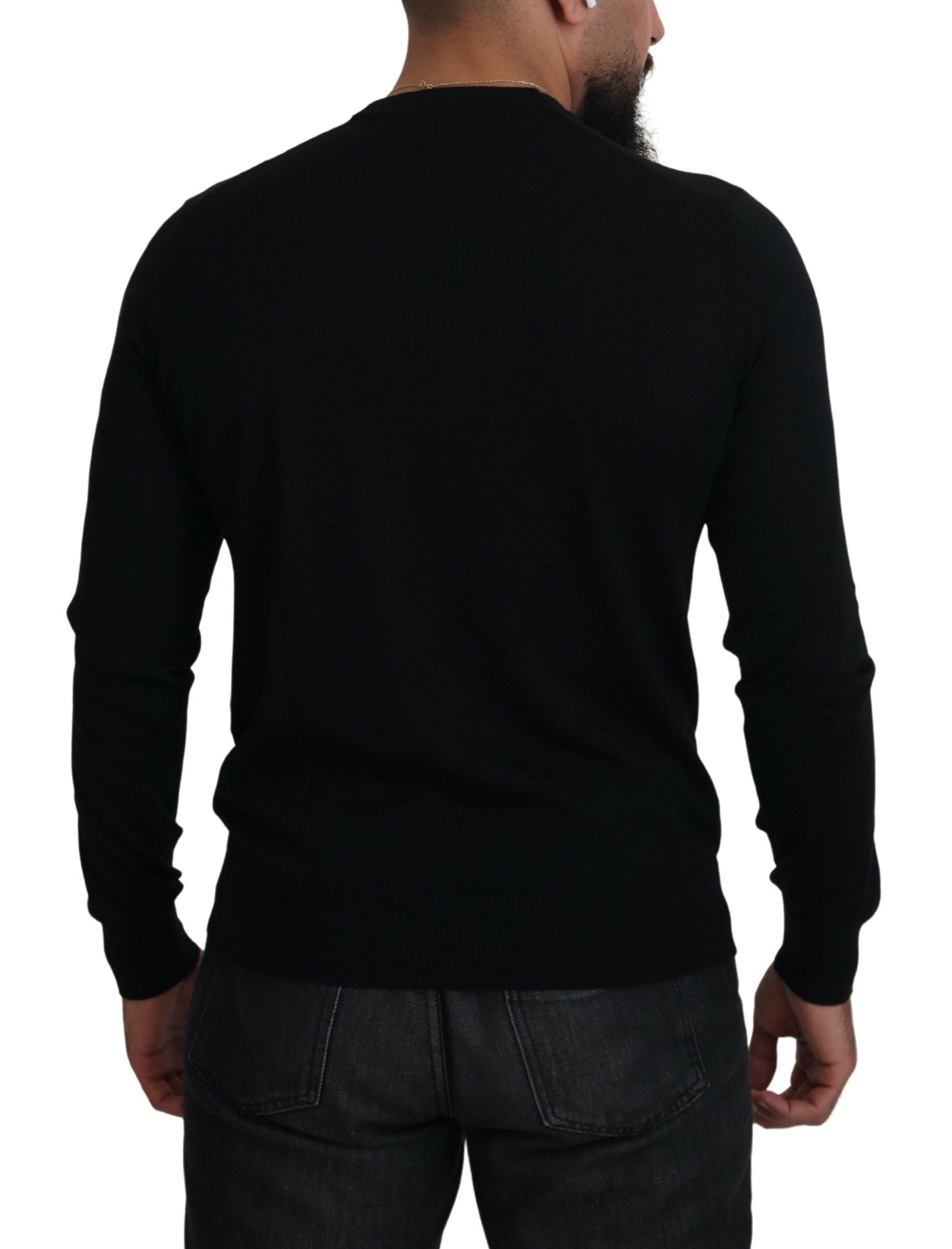 Schwarze Kaschmir-Strickjacke mit Knöpfen