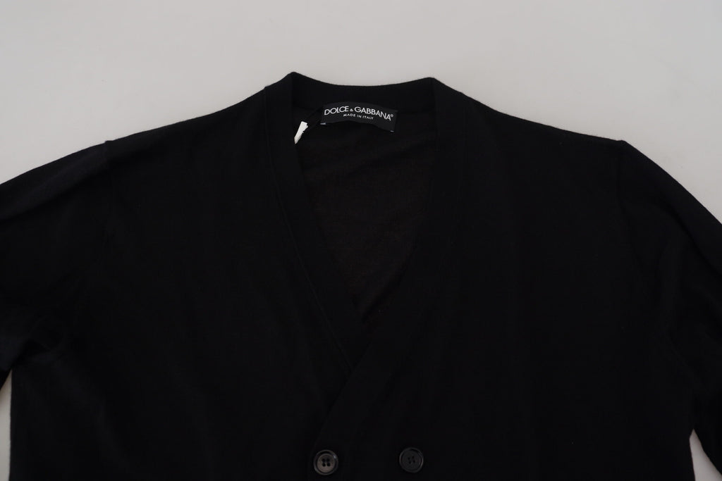 Schwarze Kaschmir-Strickjacke mit Knöpfen