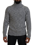 Grauer Rollkragenpullover aus Wolle
