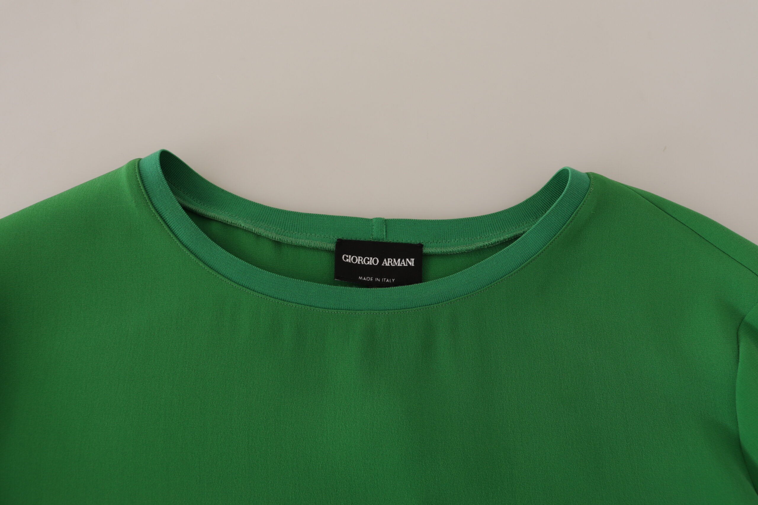 Grüner Seidenpullover mit langen Ärmeln und Rundhalsausschnitt