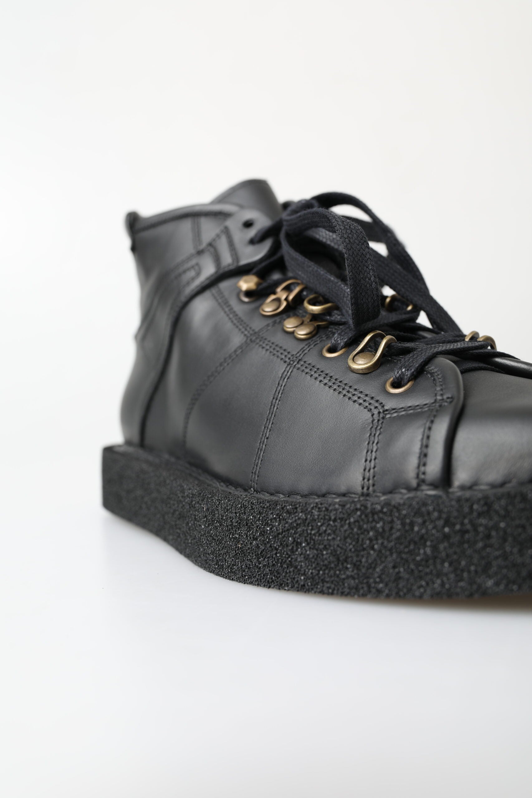 Black Leather Slip-on Stretch Boots