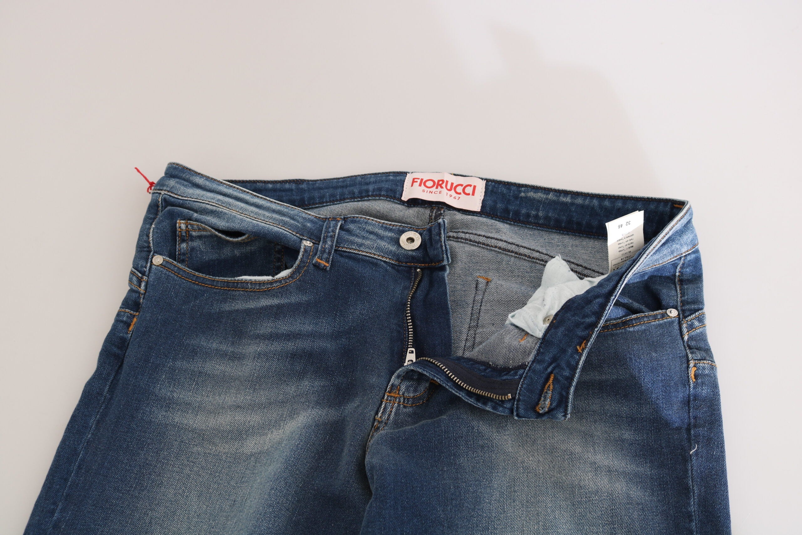 Blaue Jeans mit mittlerer Leibhöhe und schmaler Passform, Used-Look