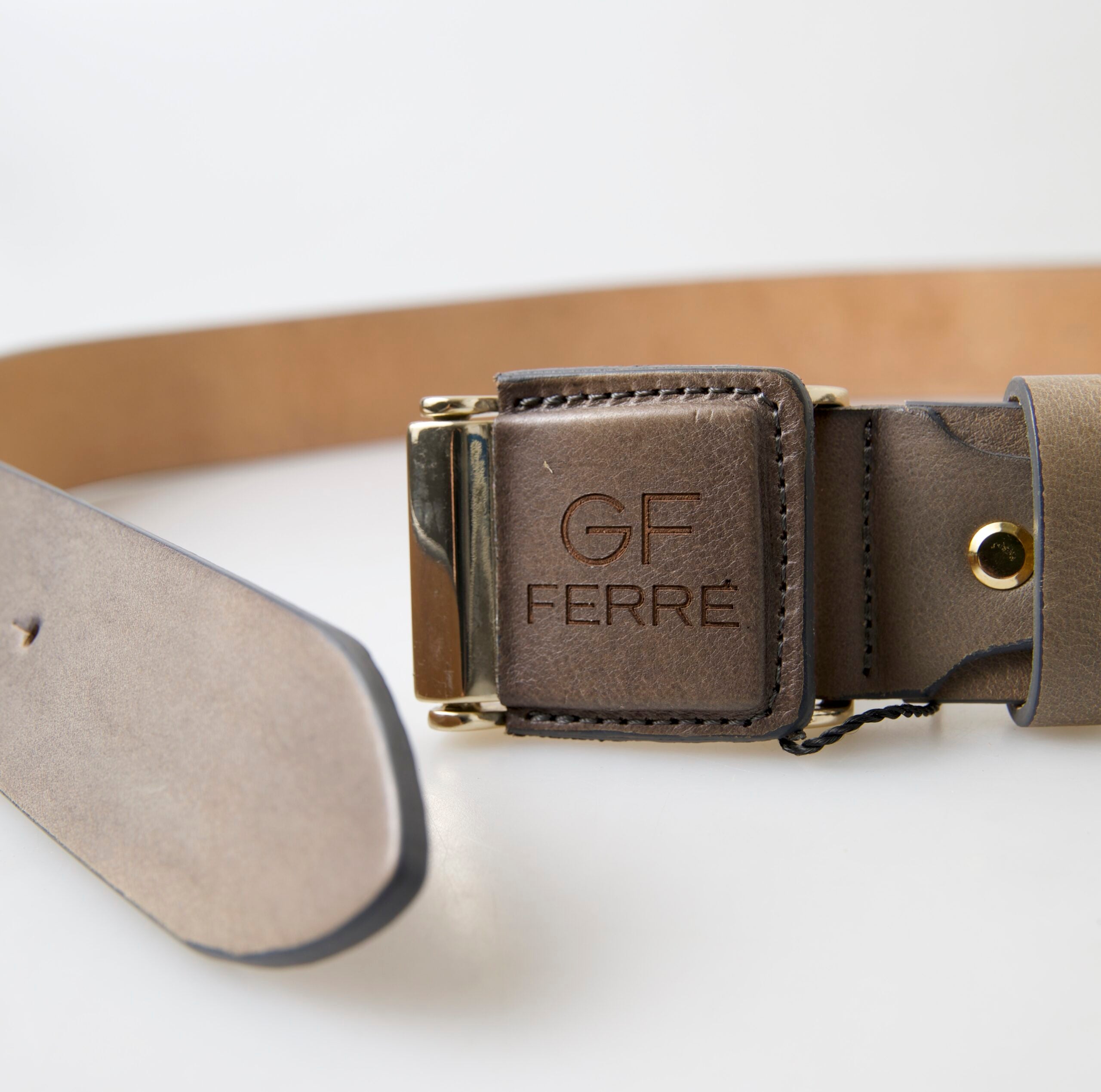 Brauner Leder Fashion Logo Schnalle Taillengürtel