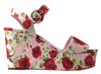 Keilabsatzsandalen mit mehrfarbigem Blumenprint und Knöchelriemen