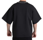 Schwarzes Polyester-T-Shirt mit Halskette
