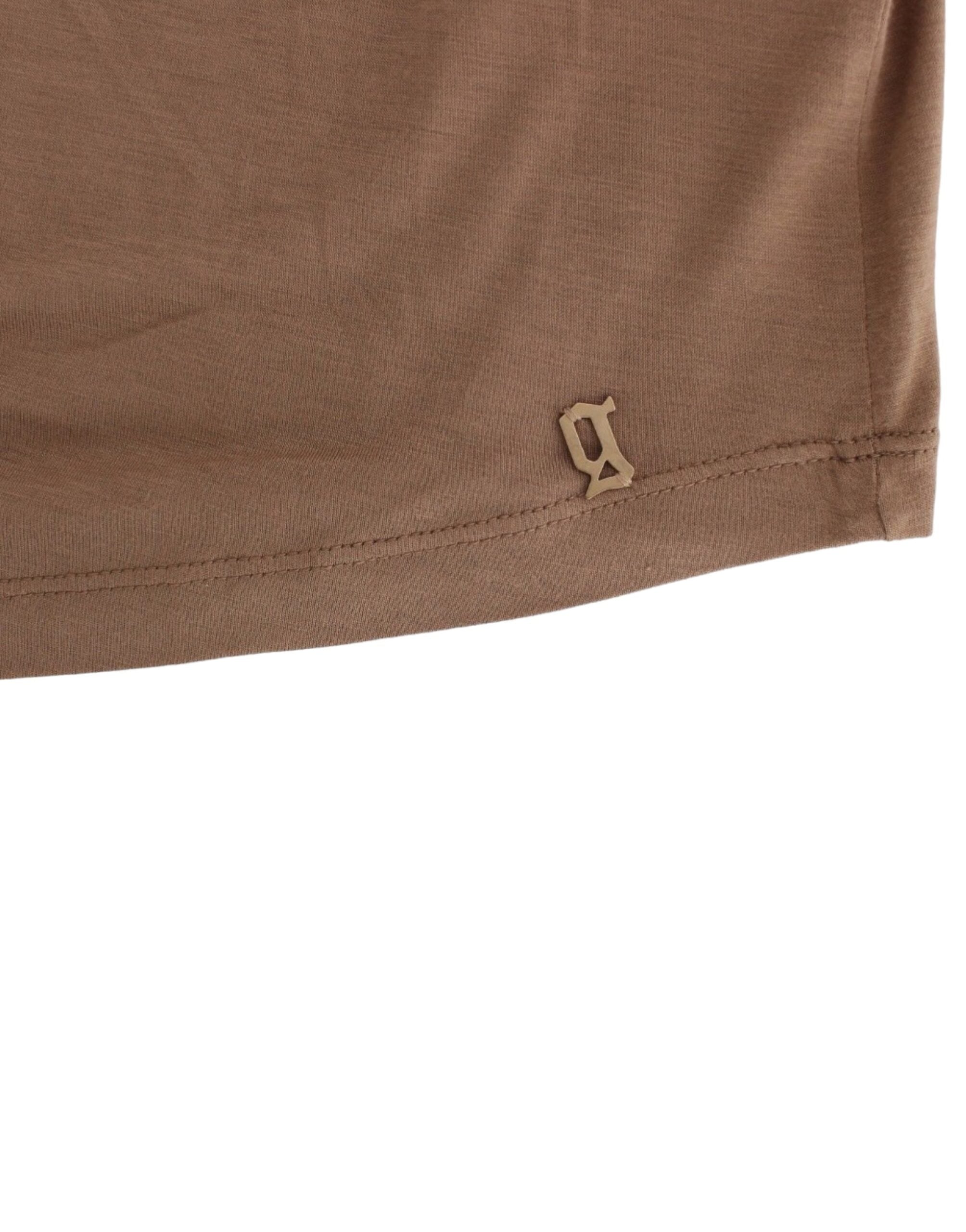 Brown short-sleeved top