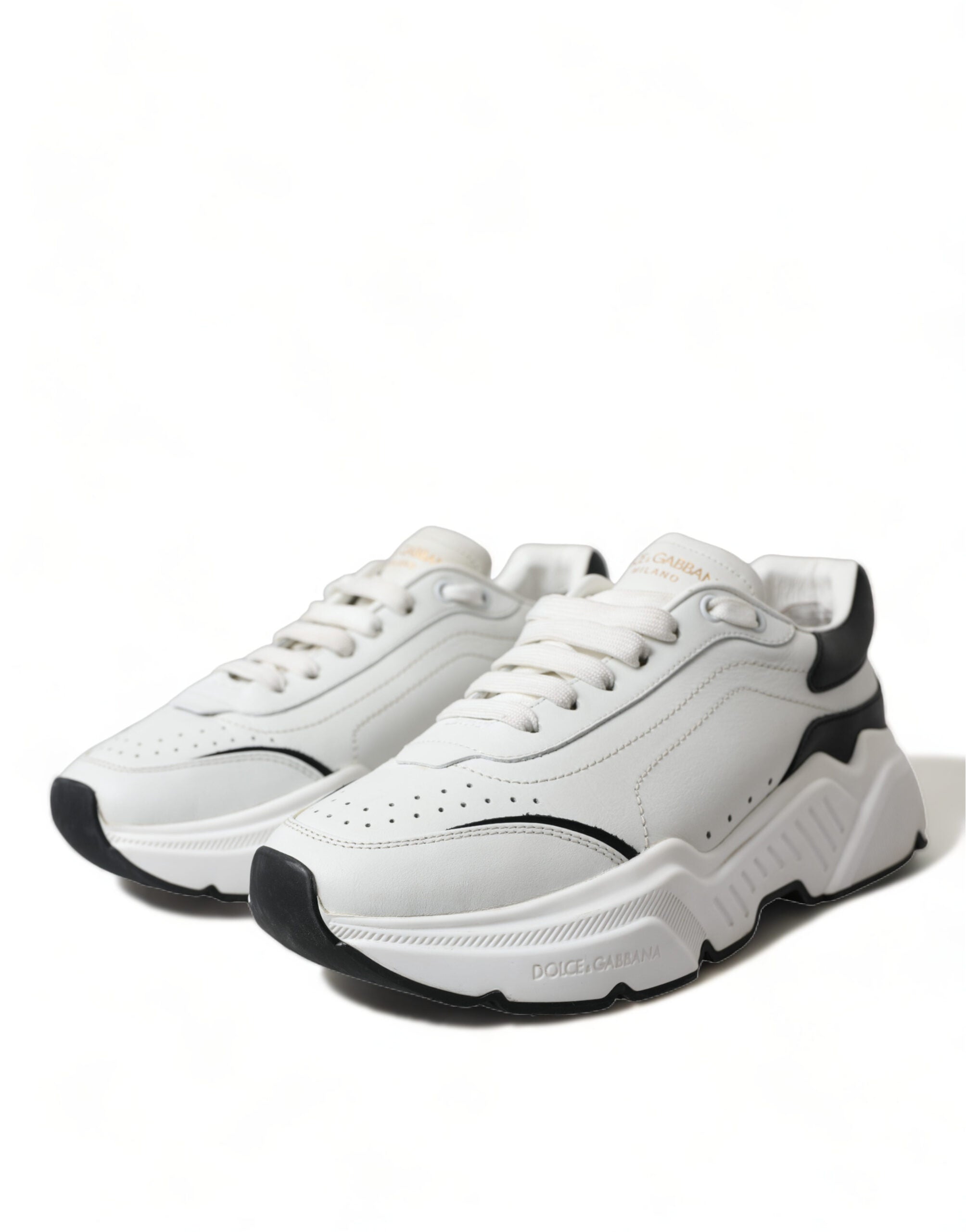 White Black Low Top Daymaster Sneakers Schuhe