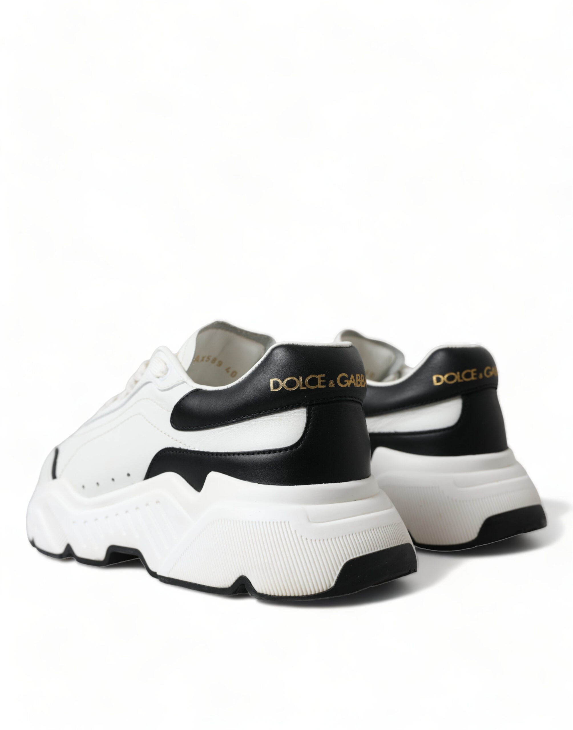 White Black Low Top Daymaster Sneakers Schuhe