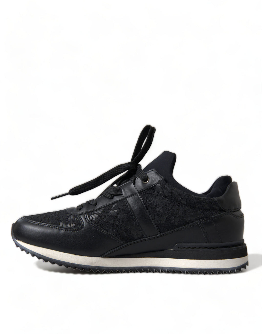 Schwarze Sneaker aus Leder mit floraler Spitze