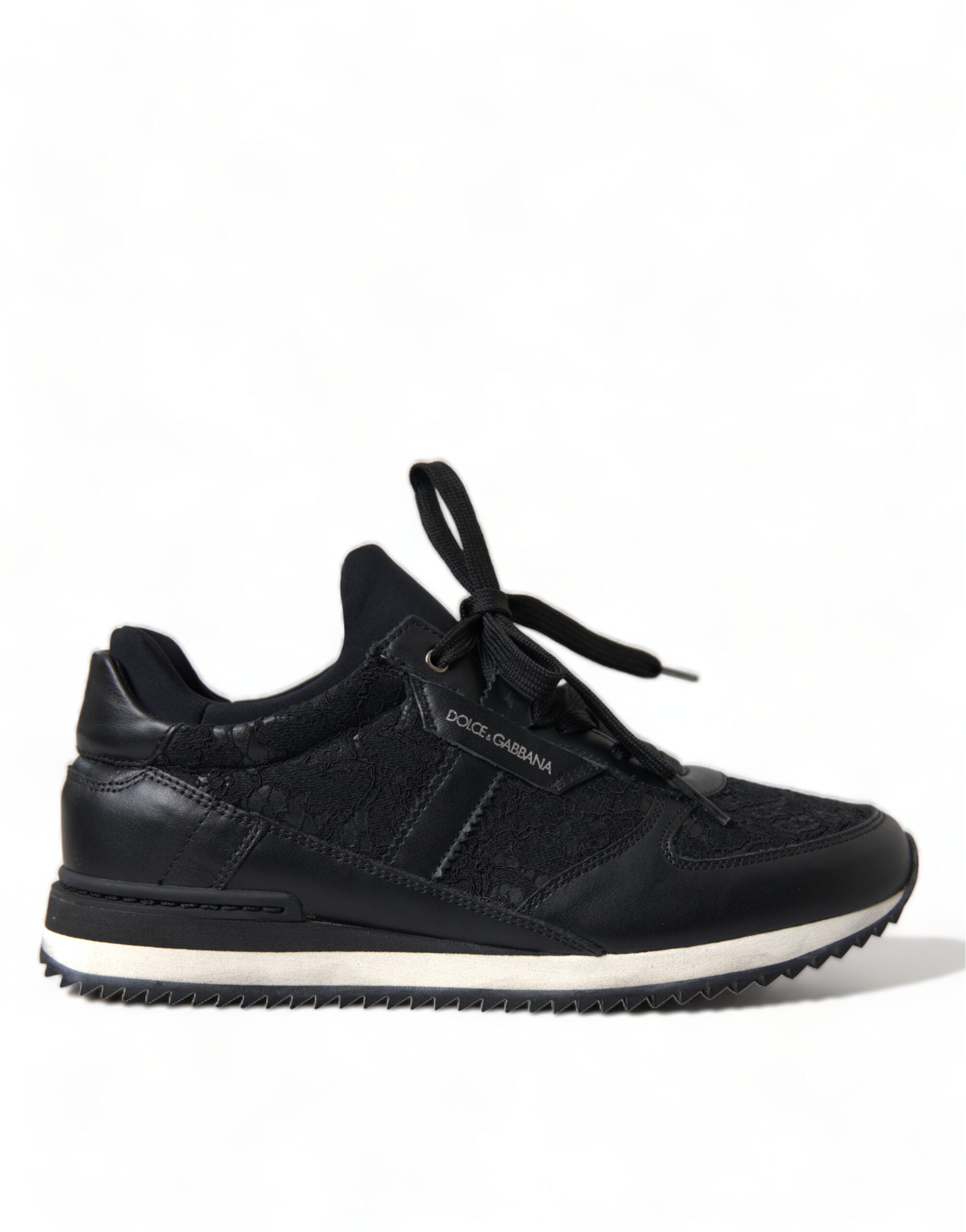 Schwarze Sneaker aus Leder mit floraler Spitze