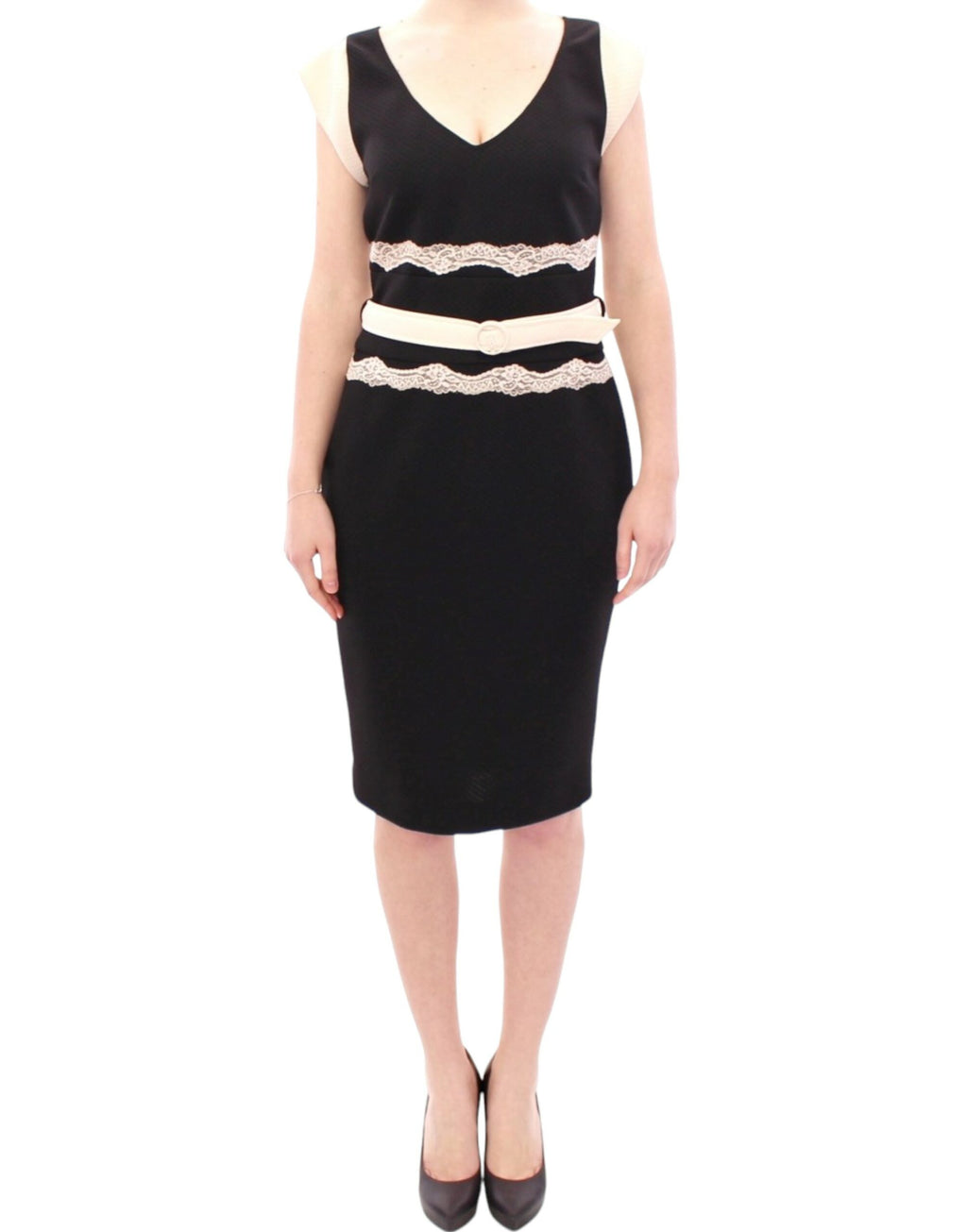 Enges Spitzenkleid in Schwarz