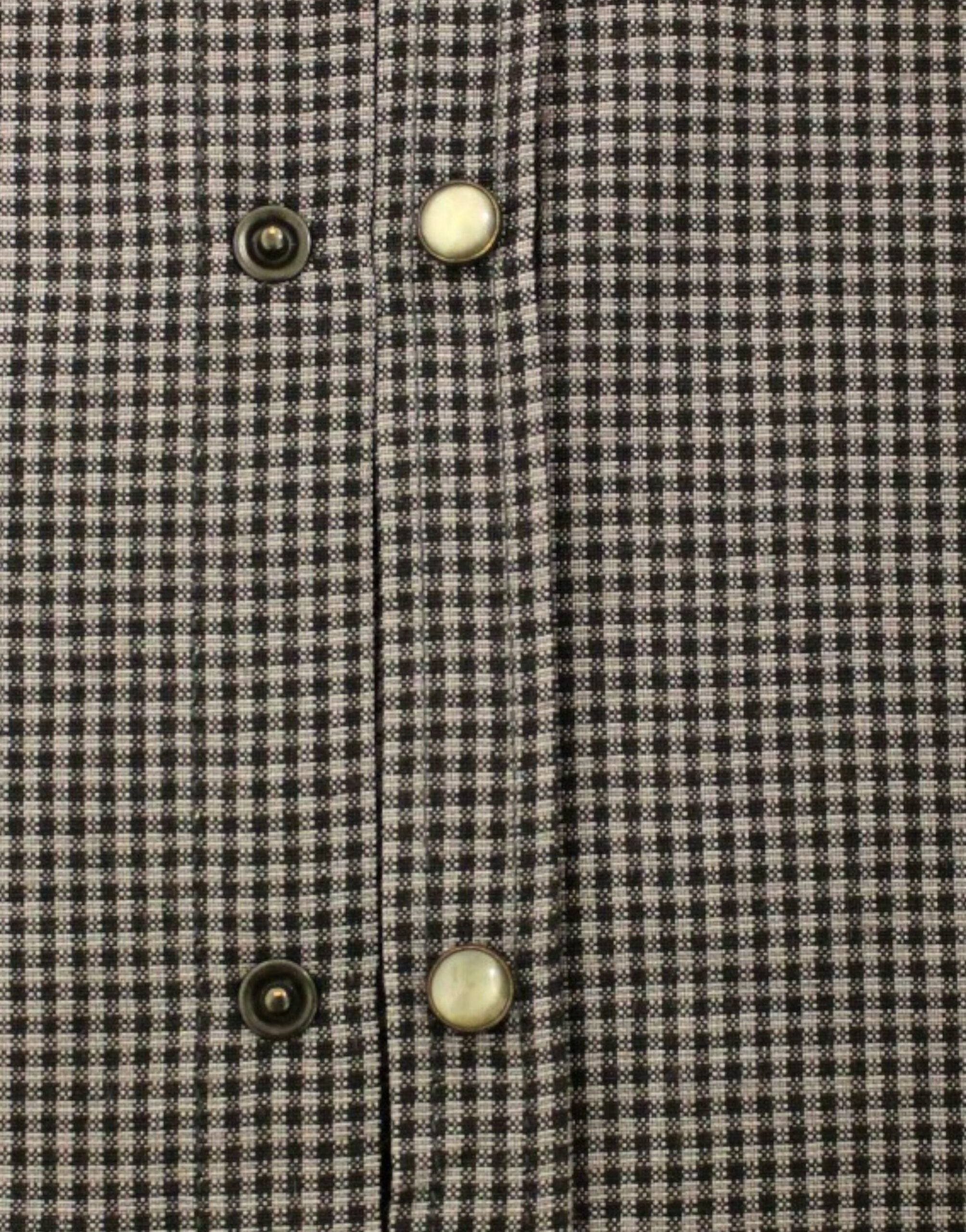 Graues Leinen-Freizeithemd