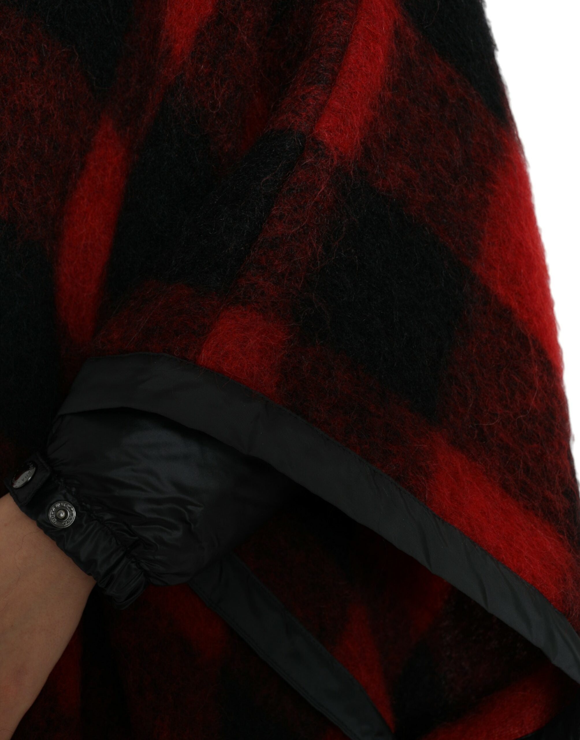 Schwarz-Rot-Büffel-Karomuster-Ponchojacke mit Kapuze