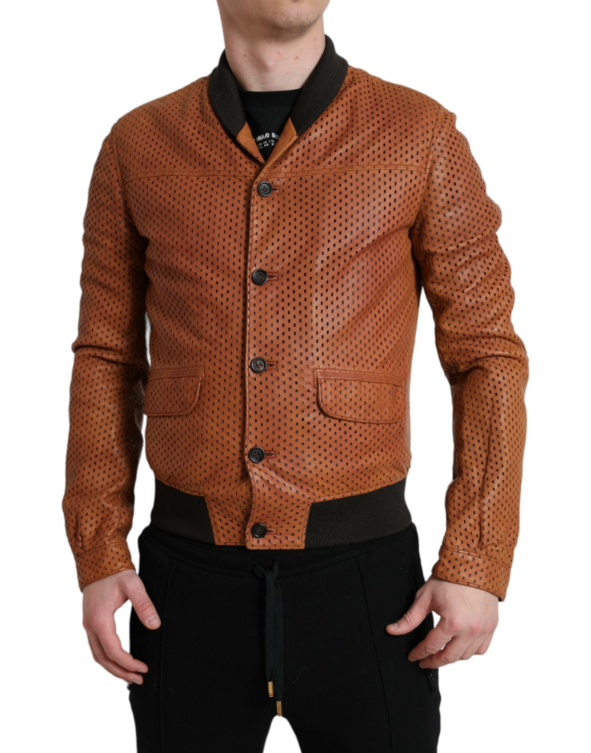 Perforierte Jacke aus braunem Lammleder