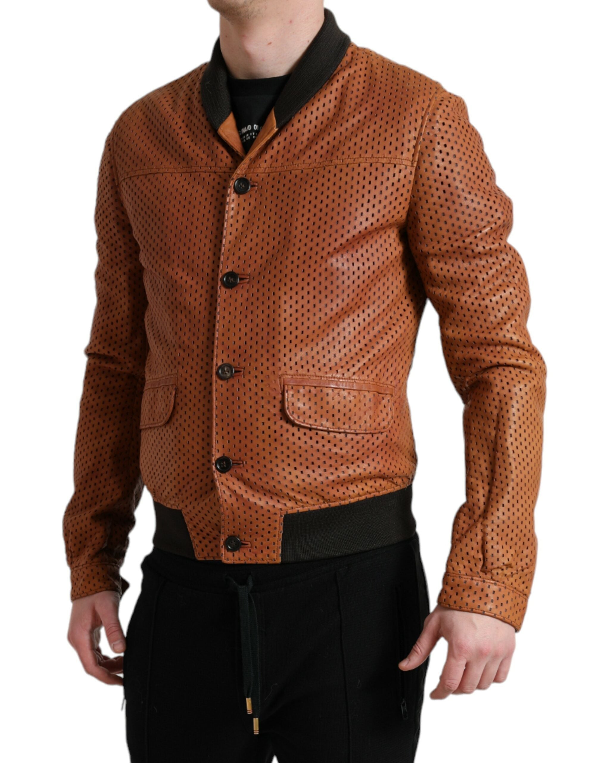 Perforierte Jacke aus braunem Lammleder