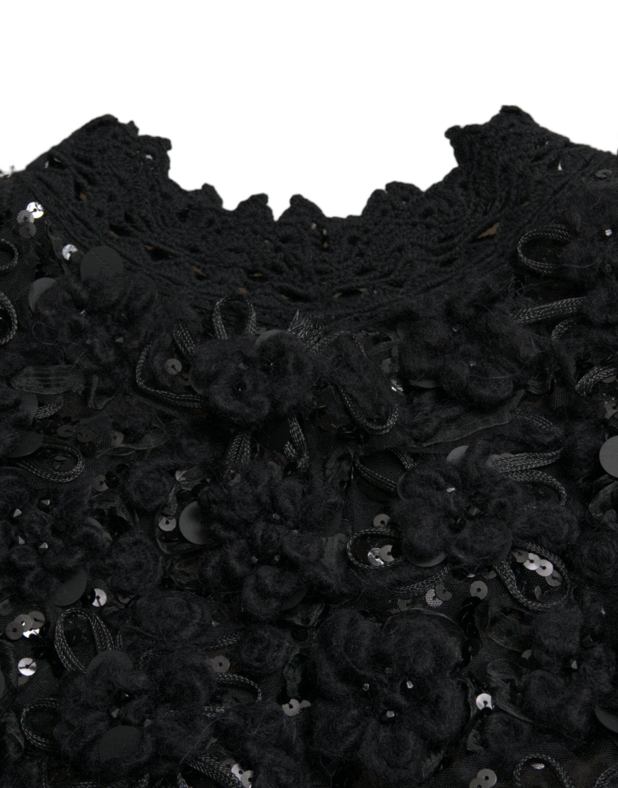 Schwarzer Pullover mit Paillettenbesatz