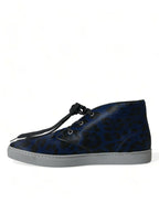 Sneakers aus blauem Kalbsleder mit Leopardenmuster und mittelhohem Schaft