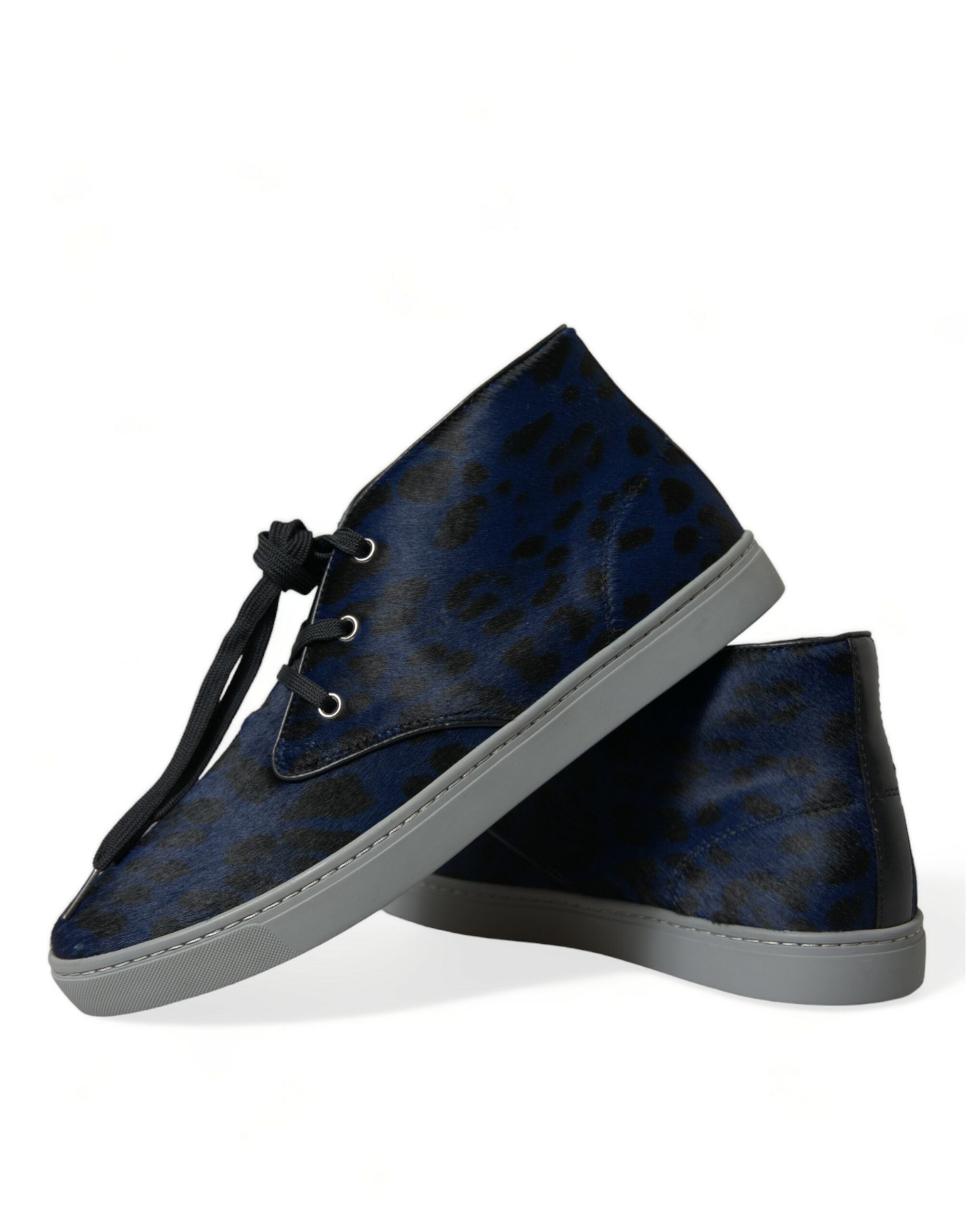 Sneakers aus blauem Kalbsleder mit Leopardenmuster und mittelhohem Schaft