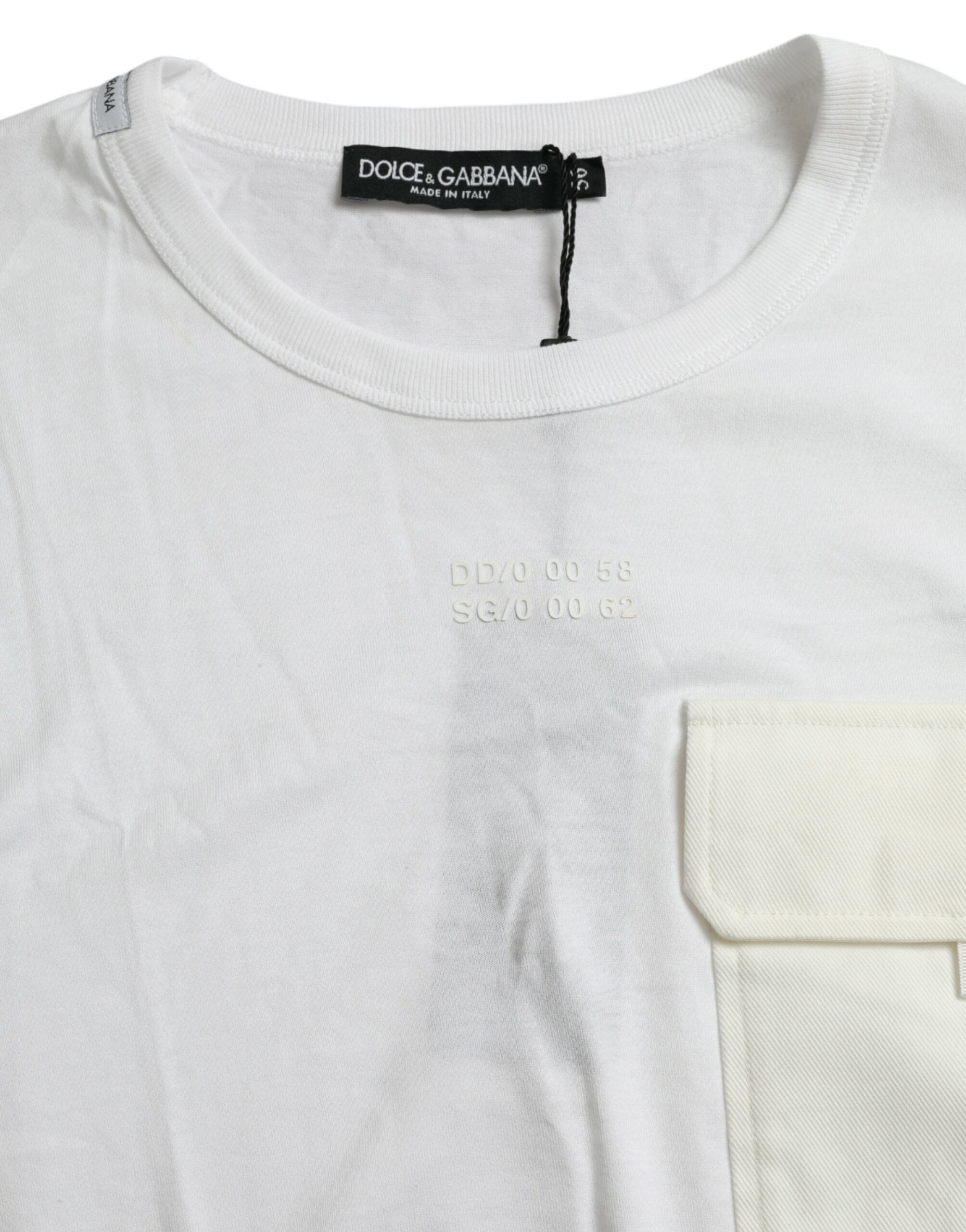 Weißes Baumwoll-T-Shirt mit kurzen Ärmeln und Brusttasche