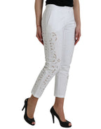 Weiße, ausgeschnittene Cropped-Hose aus Baumwolle mit mittlerer Bundhöhe