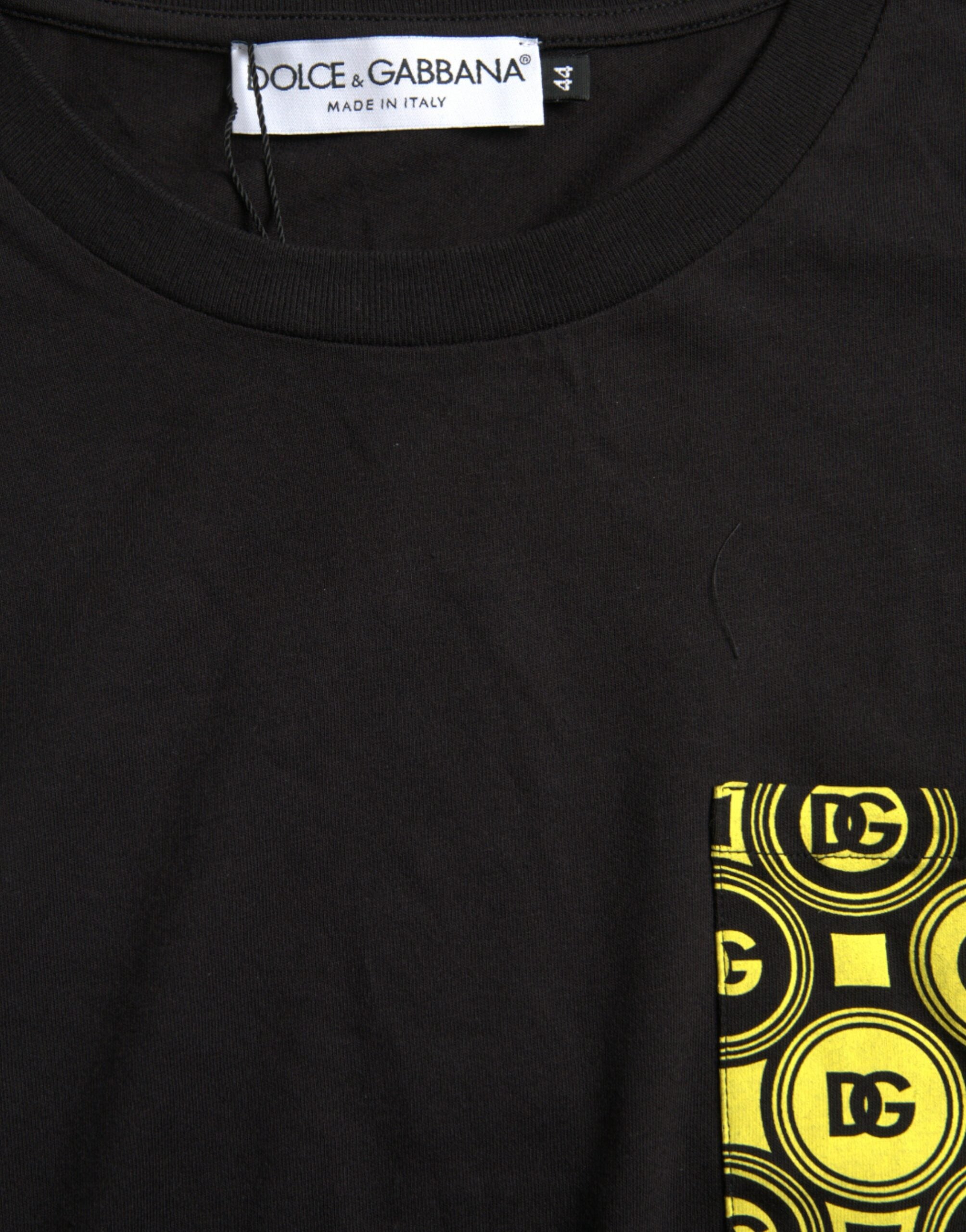 Schwarzes bedrucktes Baumwoll-T-Shirt mit Rundhalsausschnitt und Tasche