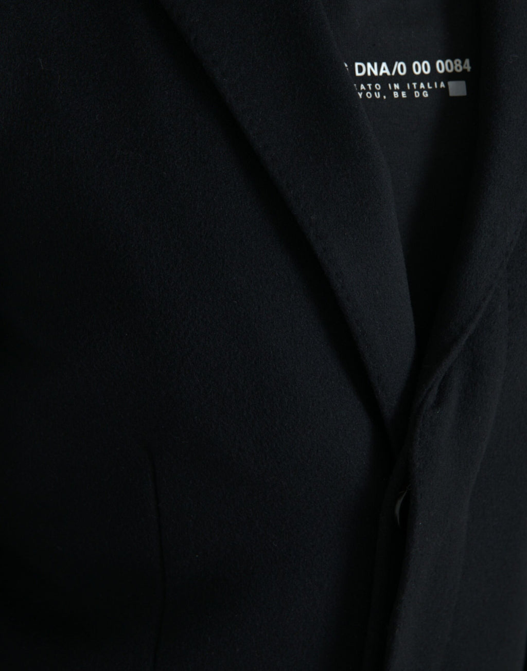 Schwarzer einreihiger Trenchcoat