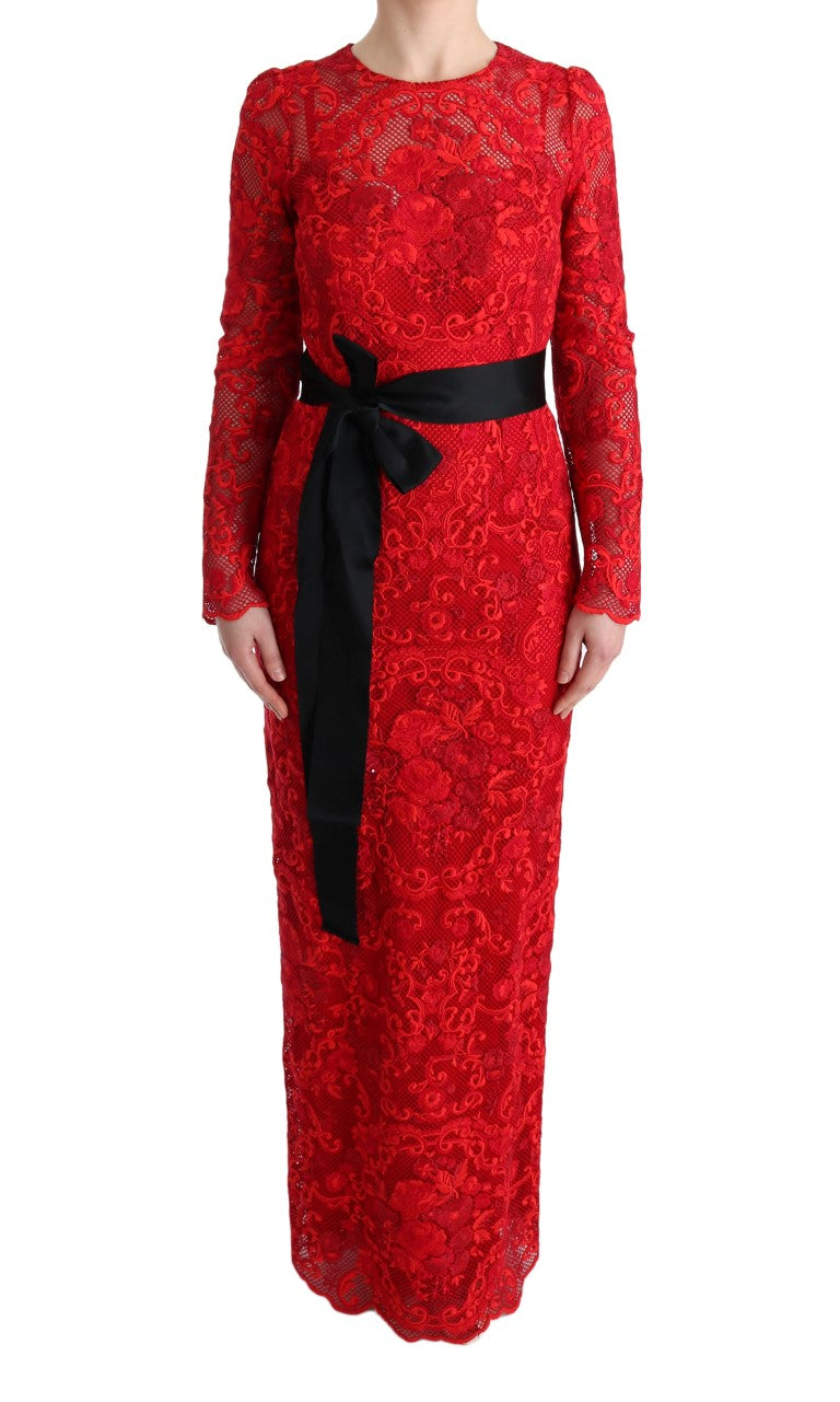 Rotes florales besticktes Etui-Maxikleid