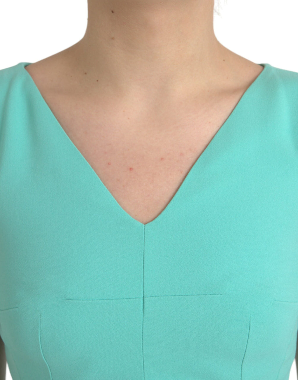 Grünes ärmelloses figurbetontes Midi-Kleid aus Viskose