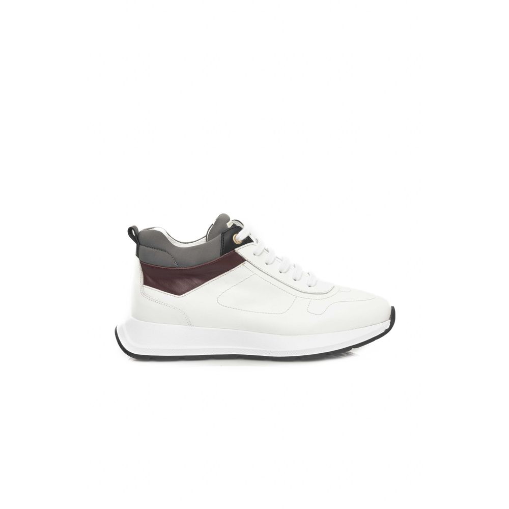 Sneaker aus weißem Rindsleder