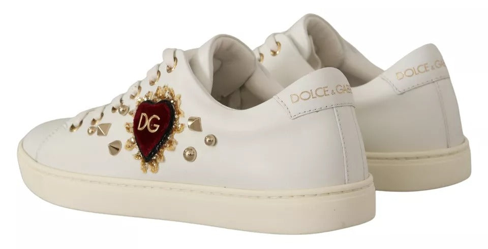 Weiße Leder Sneaker mit Gold und Rotem Herz