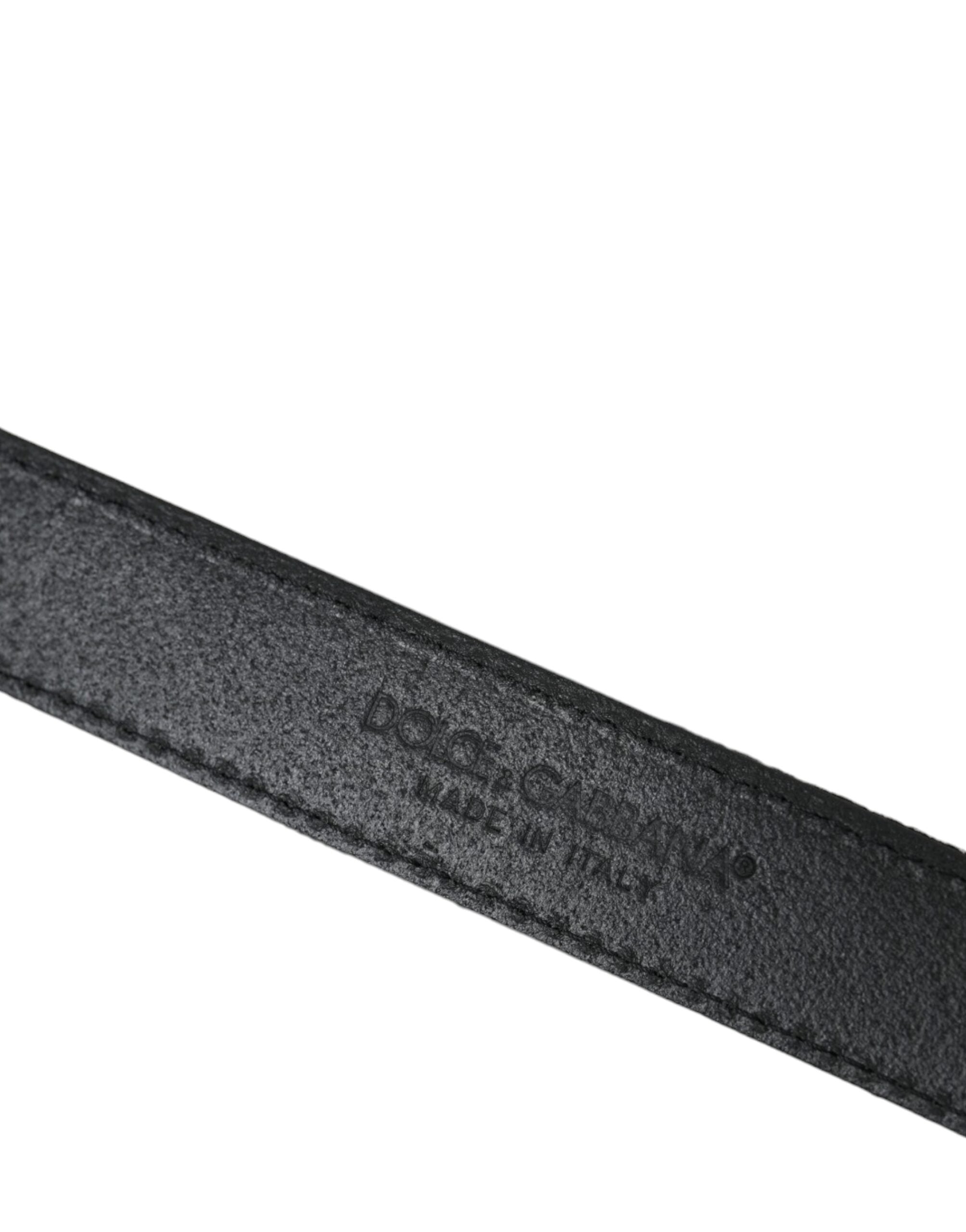 Schwarzer Jacquardstreifen-Gürtel mit silberner Metallschnalle